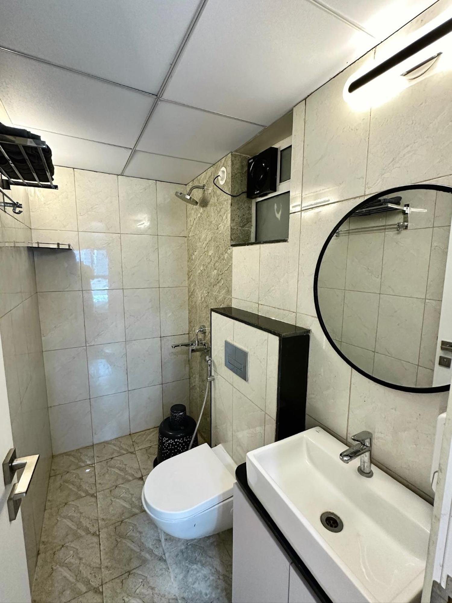 Peacock Palace 2Bhk Modern Ac Flat In Baner פונה מראה חיצוני תמונה
