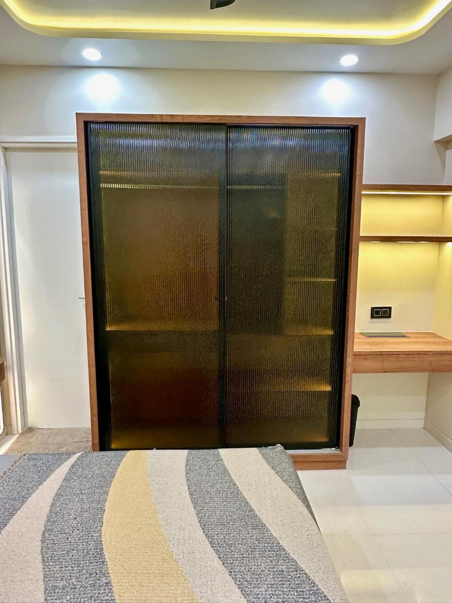 Peacock Palace 2Bhk Modern Ac Flat In Baner פונה מראה חיצוני תמונה